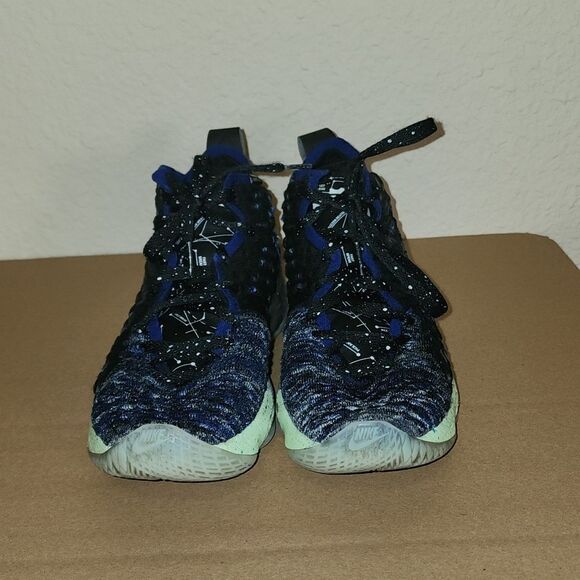 Lebron James 17 Constellation Shoes - Picture 2 of 6